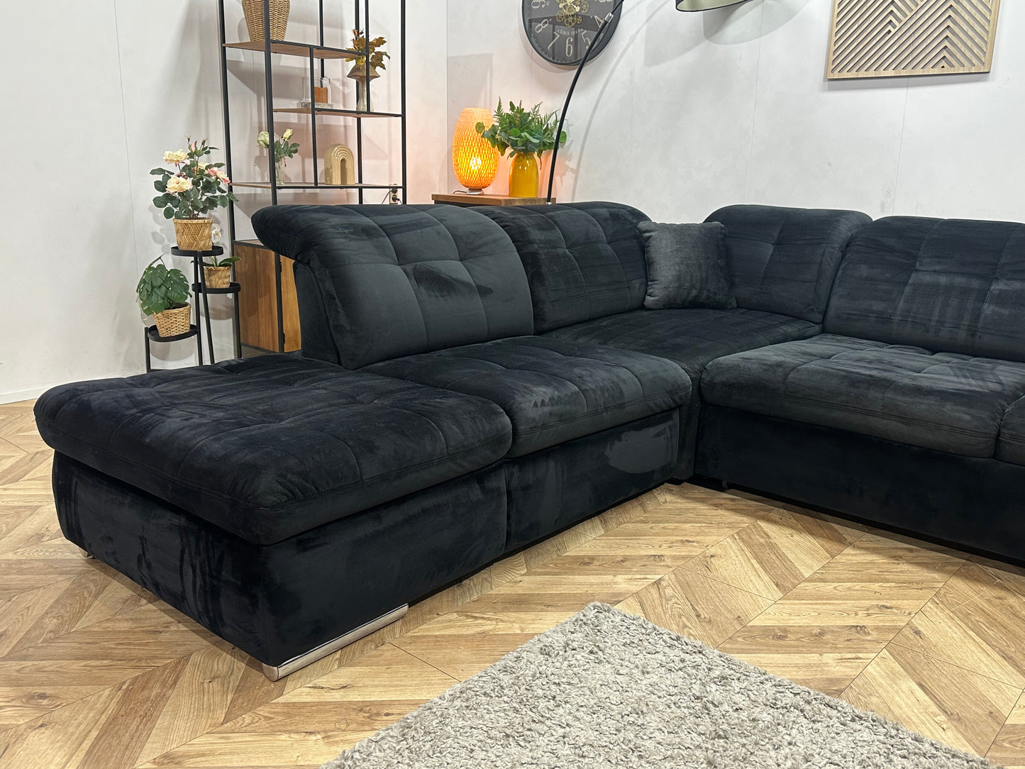 Zwarte Velvet U Bank ~ Uitschuifbare Rugleuningen