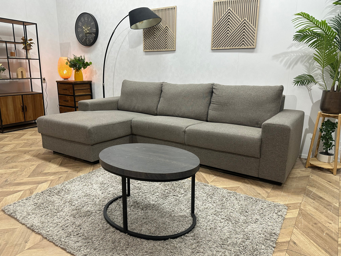 Grijze Hoekbank ~ Losse Rugkussens Met Afneembare Hoezen