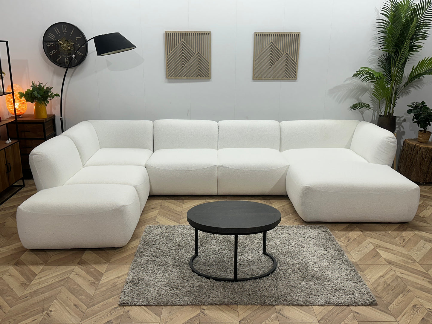 !Showroommodel! Witte Bouclé U Bank