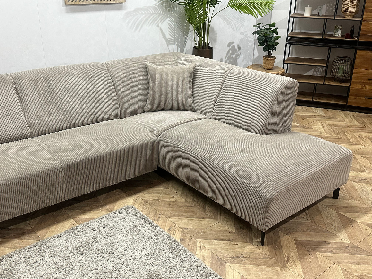 !Showroommodel! Licht Bruine Ribstof Hoekbank