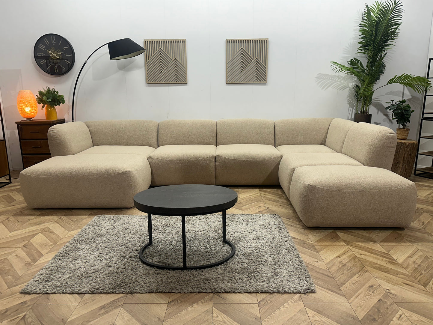 !Showroommodel! Beige Bouclé Stoffen U Bank