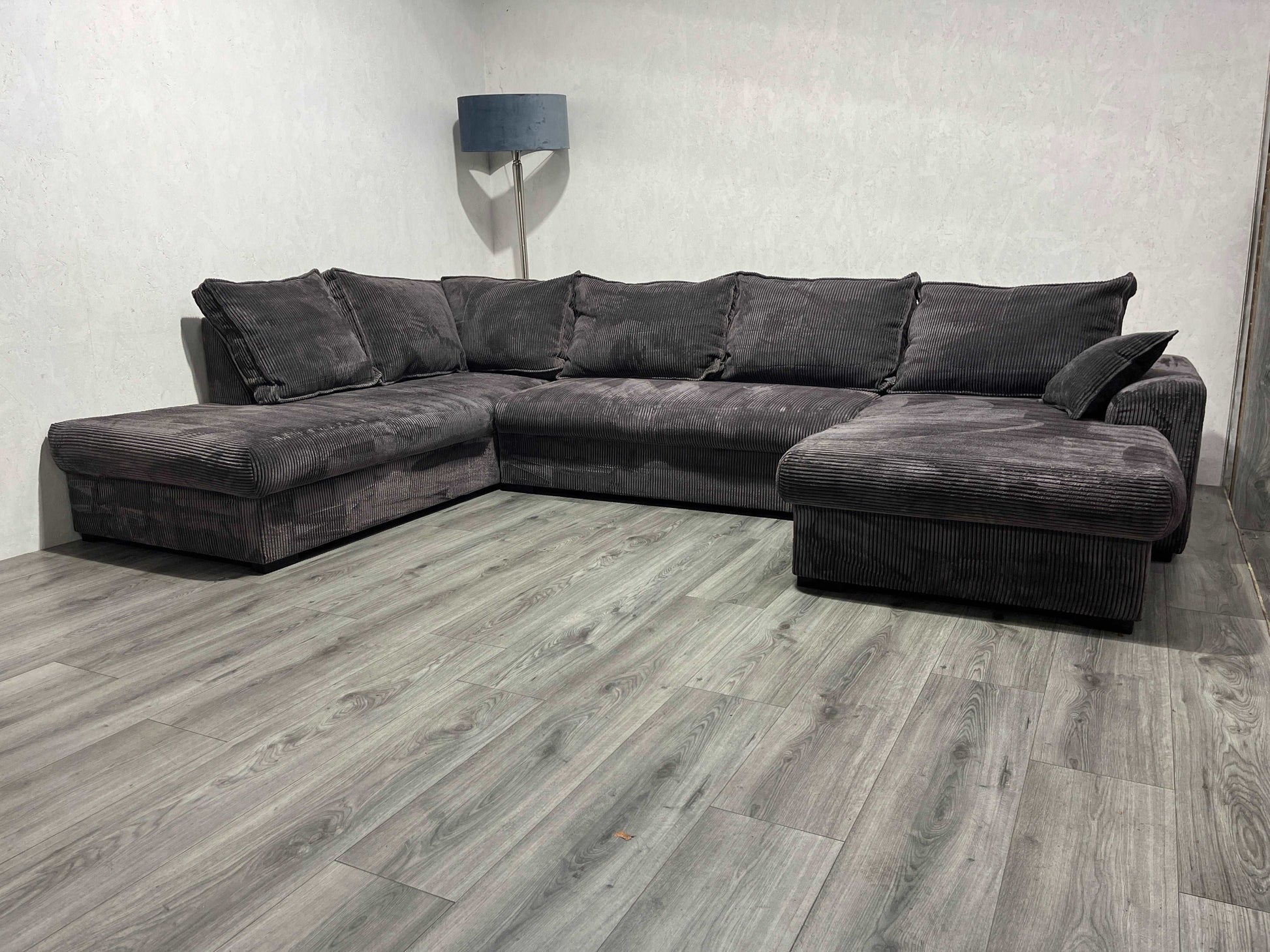 Antraciet Ribstof U Bank ~ Nieuwstaat