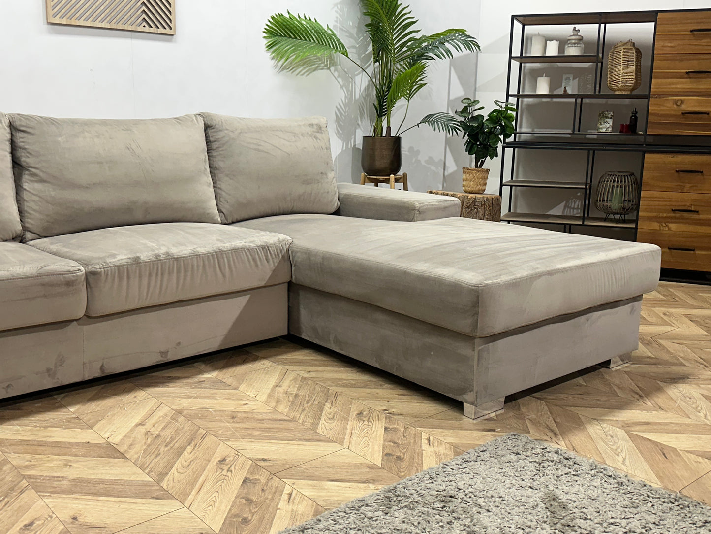 Grijze Velvet U Bank ~ Losse Kussens Met Afneembare Hoezen