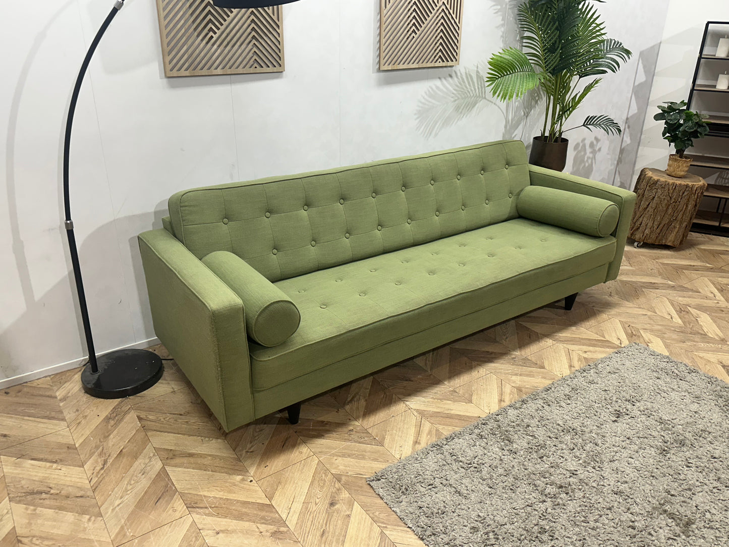 Licht Groene 3-Zits Bank Inc Hocker ~ Losse Rugkussen Met Afneembare Hoezen