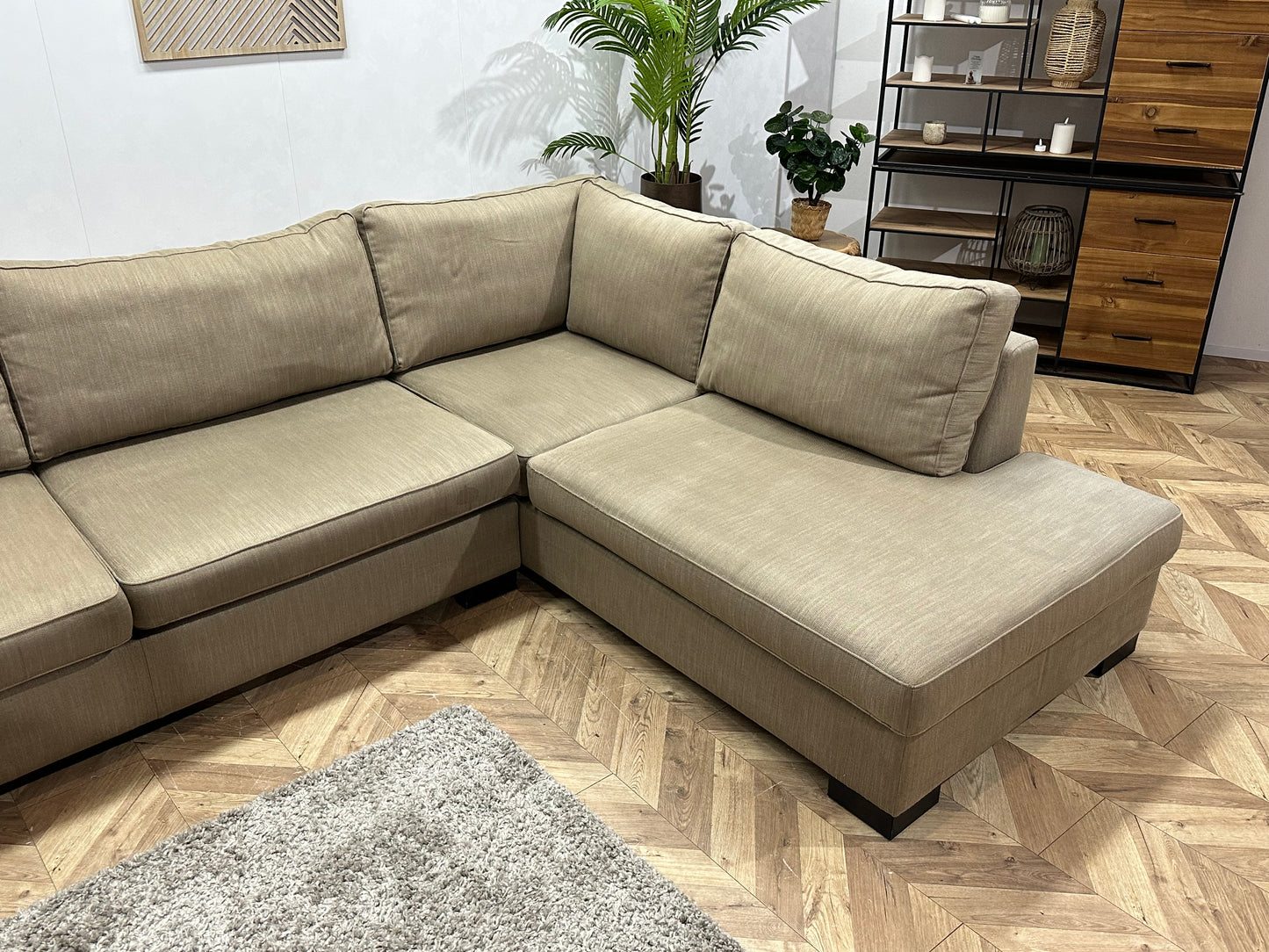 Beige Hoekbank Inc Hocker ~ Losse Kussens Met Afneembare Hoezen