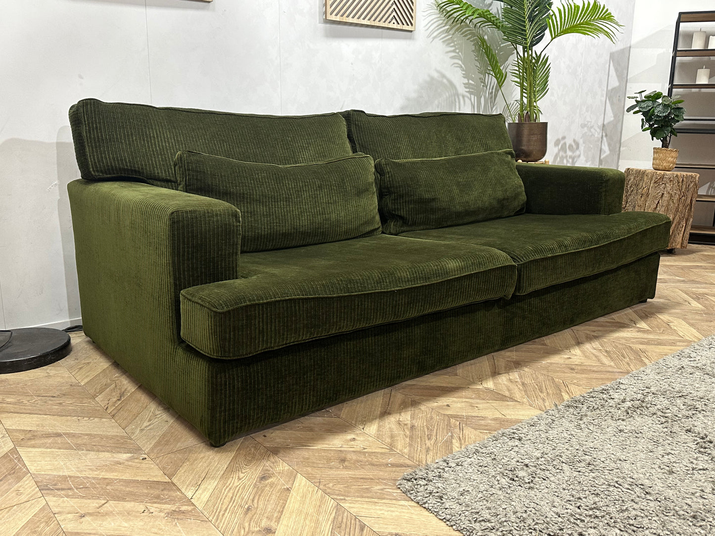 Groene Velvet 2.5-Zits Bank ~ Losse Kussens Met Afneembare Hoezen