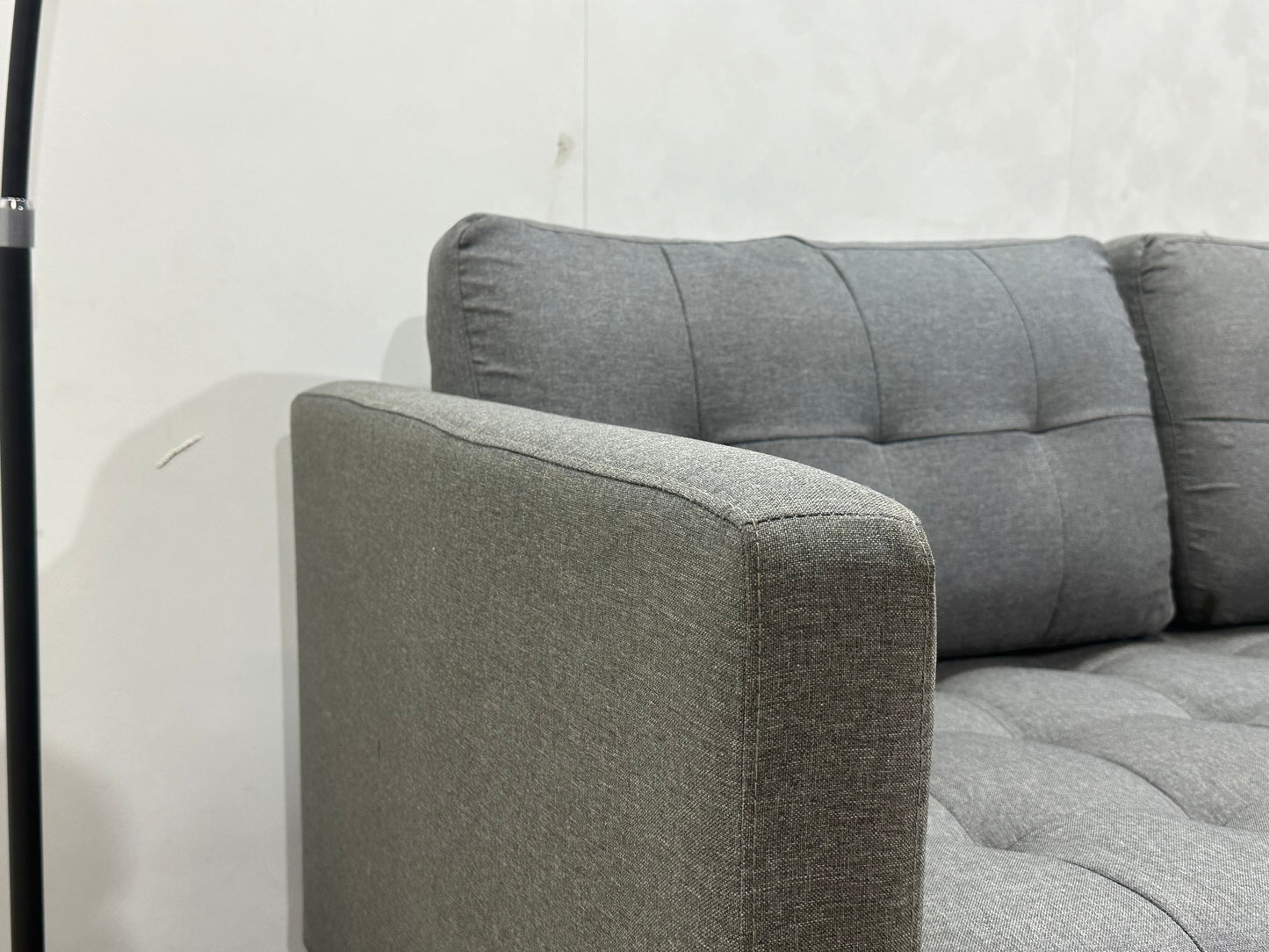 Grijze Hoekbank ~ Losse Kussens Met Afneembare Hoezen