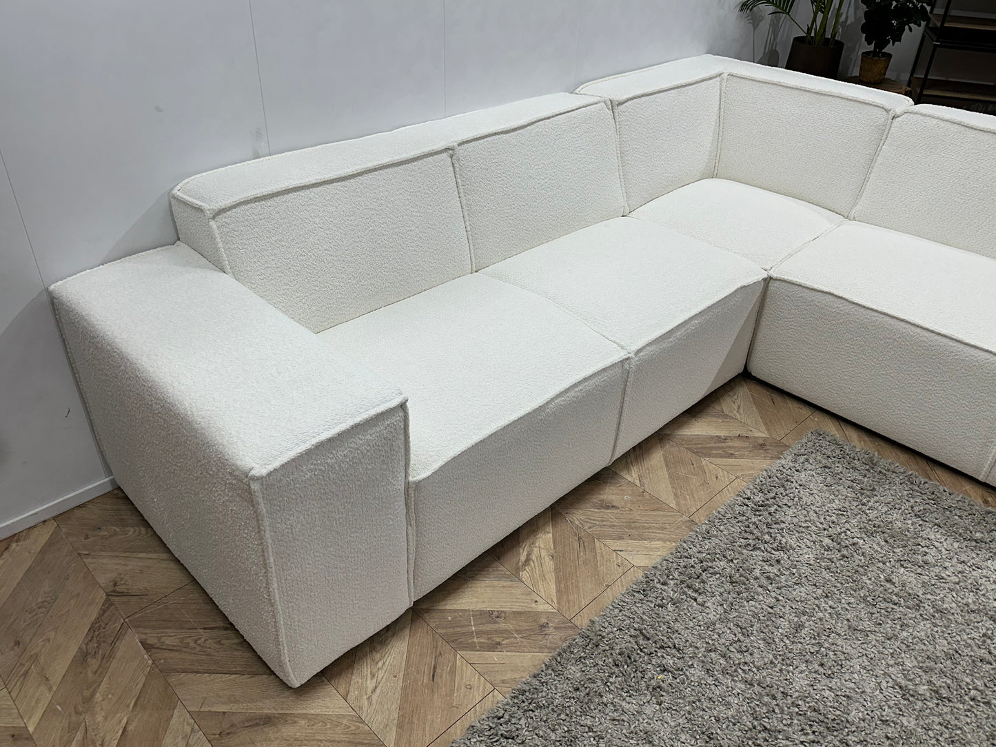 !Showroommodel! Witte Ribstof Hoekbank ~ Vaste kussens