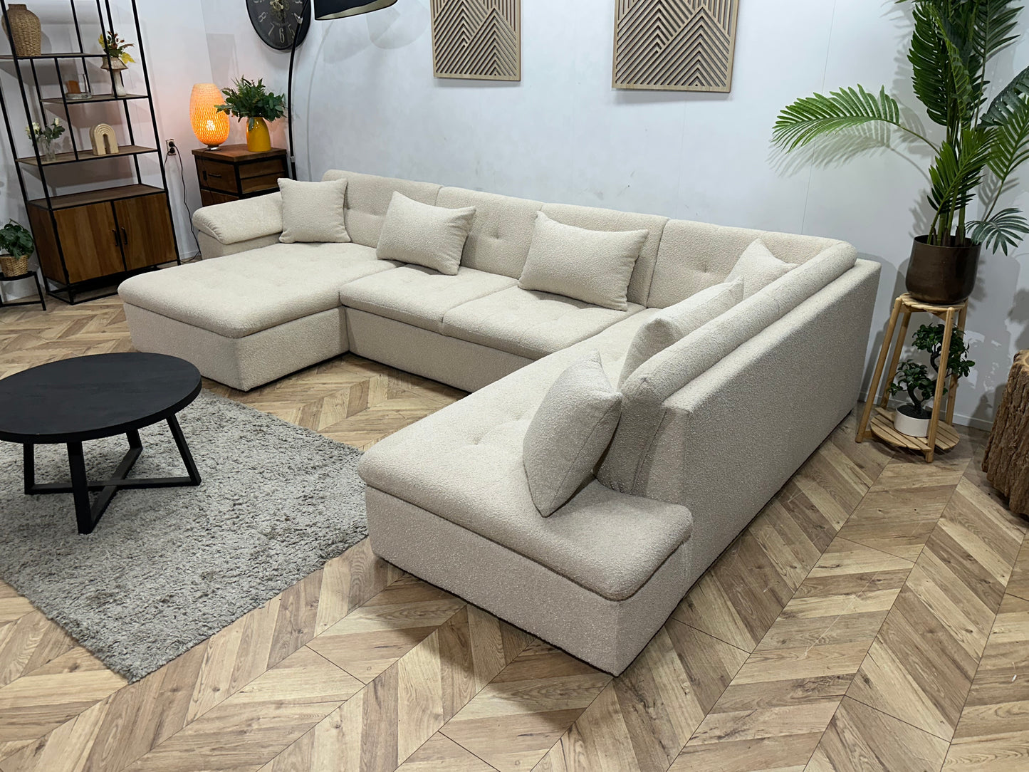 !Showroommodel! Witte Bouclé Stoffen U Bank