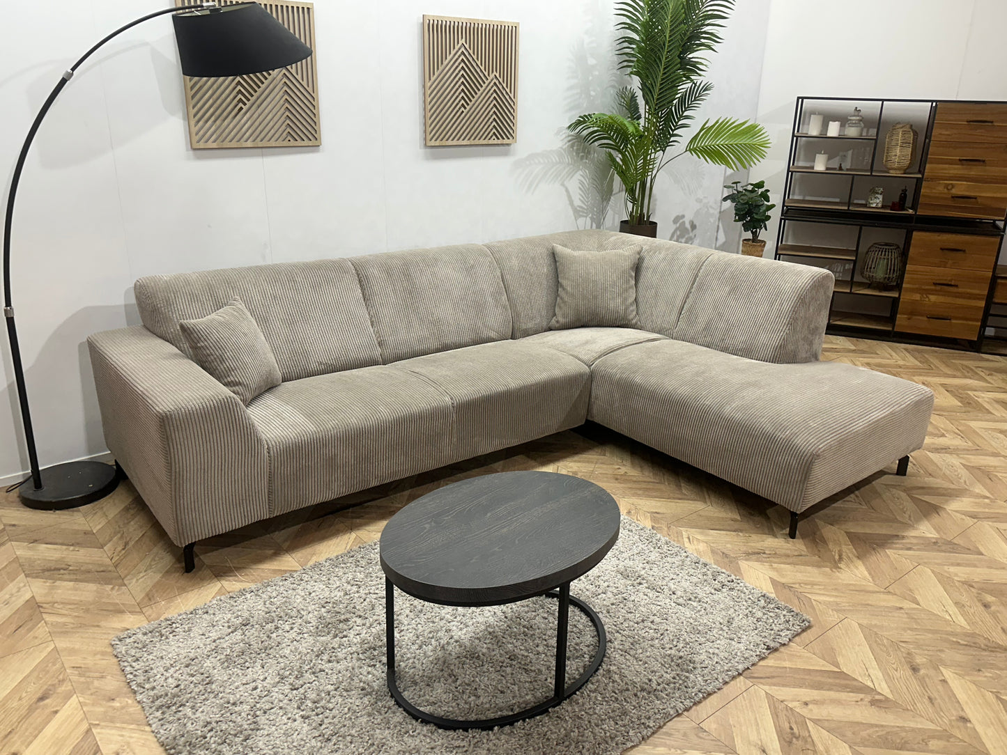 !Showroommodel! Licht Bruine Ribstof Hoekbank