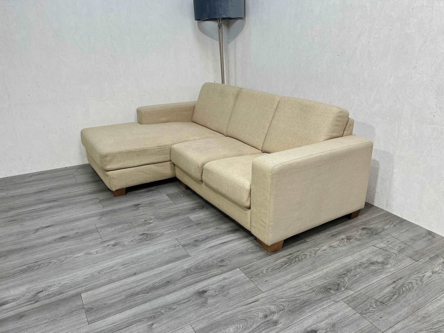 Beige Hoekbank ~ Vaste Kussens