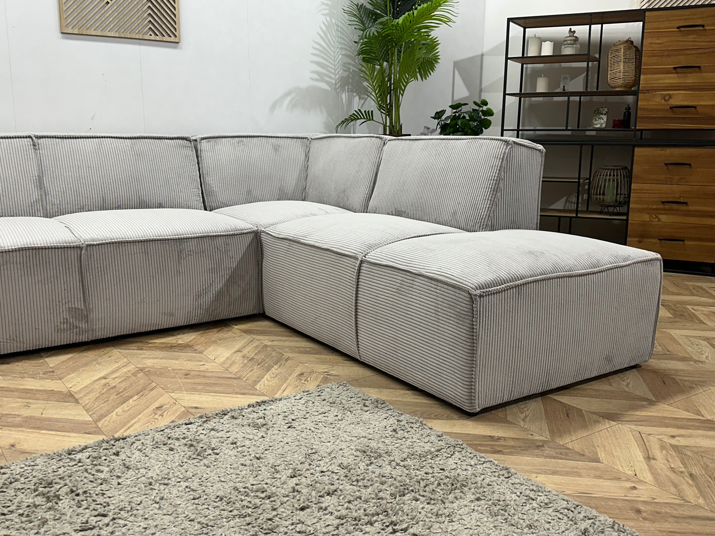 !Showroommodel! Licht Grijze Ribstof U Bank
