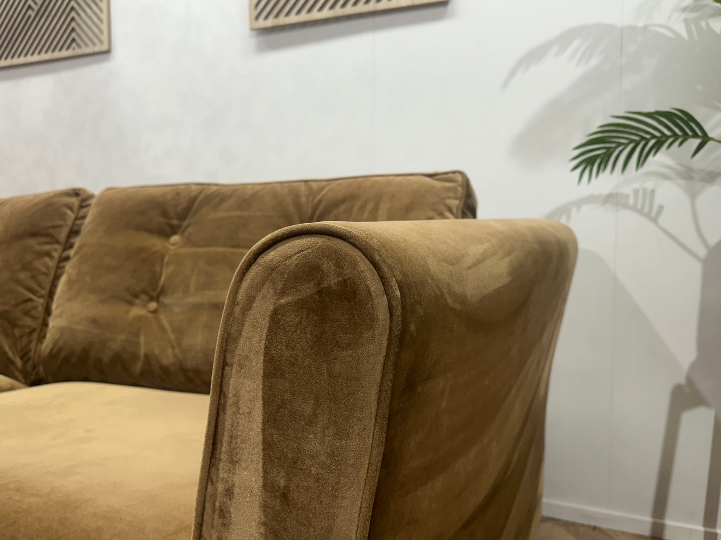 Licht Bruine Velvet Ruime 2.5-Zits Bank ~ Losse Kussens Met Afneembare Hoezen