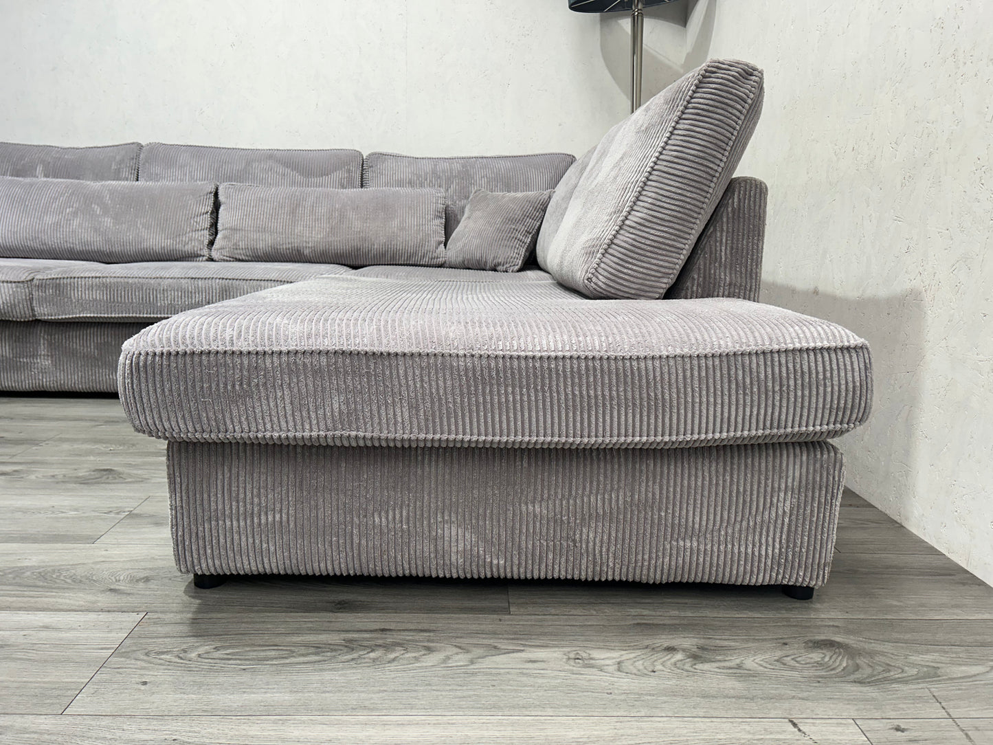 Licht Grijze Ribstof Hoekbank Inc. Fauteuil ~ Losse Kussens Met Afneembare Hoezen