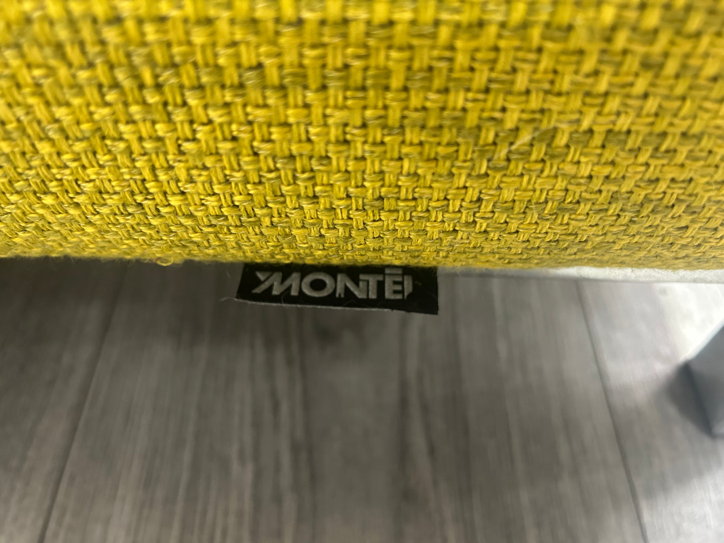 Oker Gele Montèl Hoekbank ~ Vaste Kussens