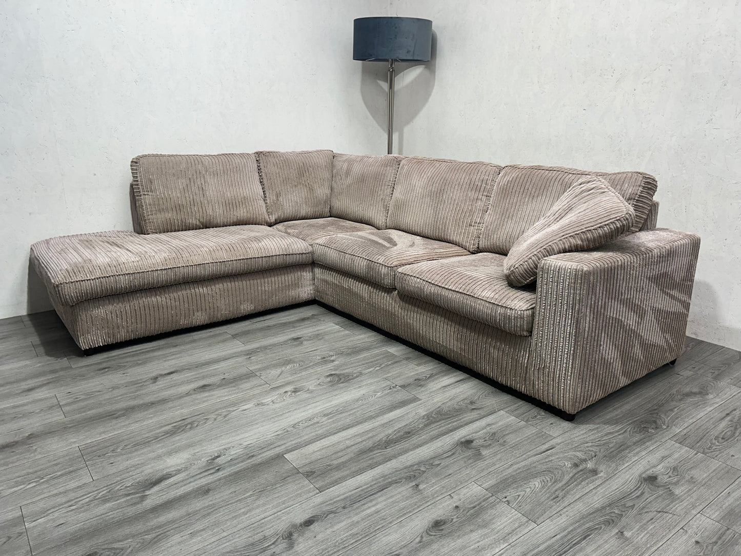 Beige Ribstof Hoekbank ~ Nieuwstaat
