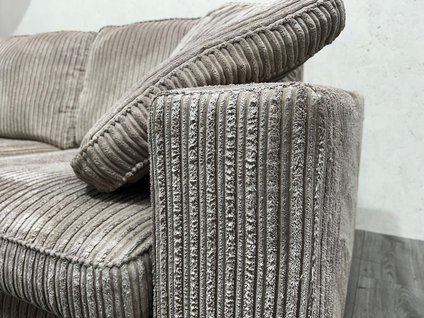 Beige Ribstof Hoekbank ~ Nieuwstaat