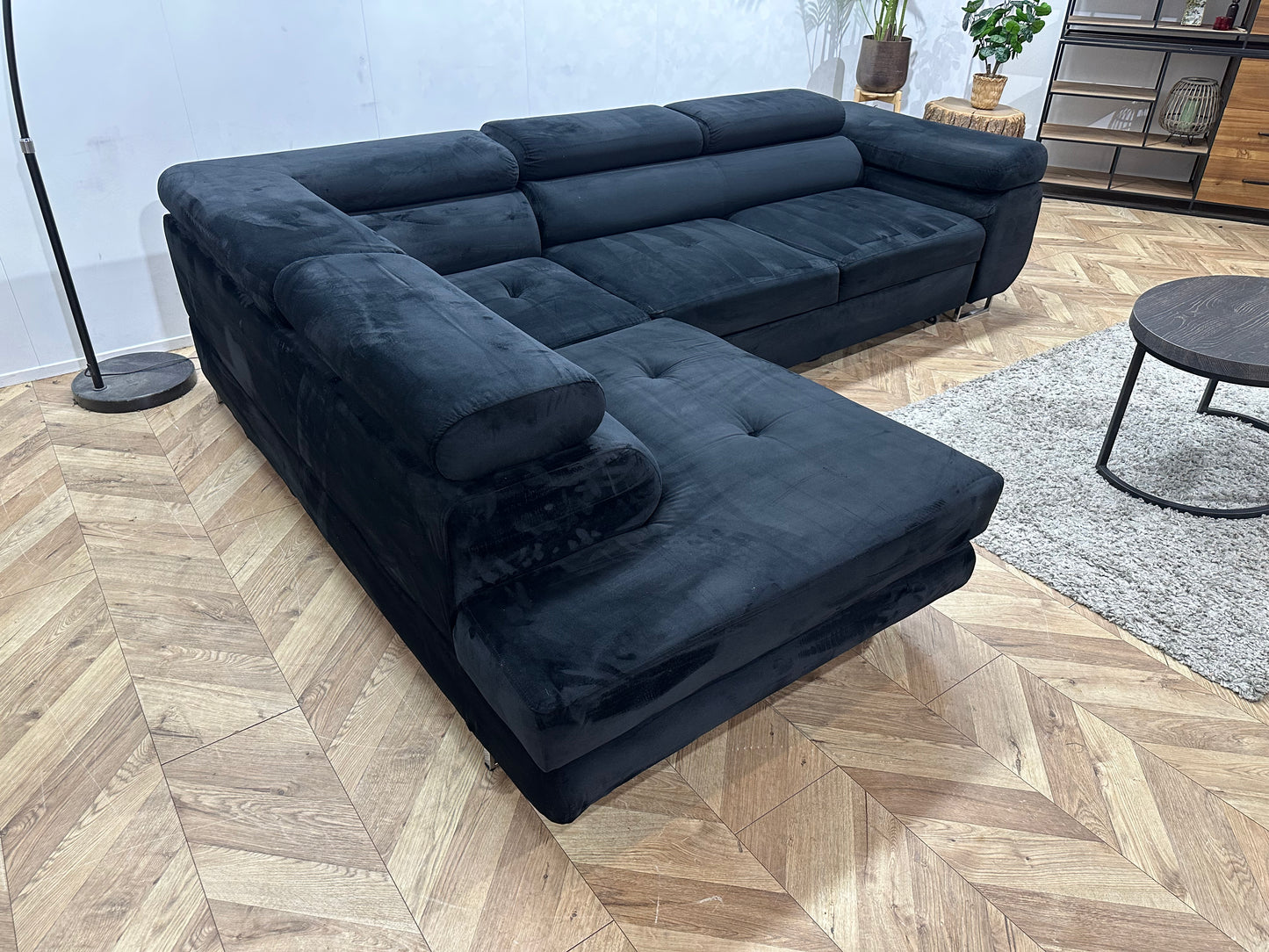 Zwarte Velvet Hoekbank ~ Slaapfunctie ~ Verstelbare Hoofdsteunen
