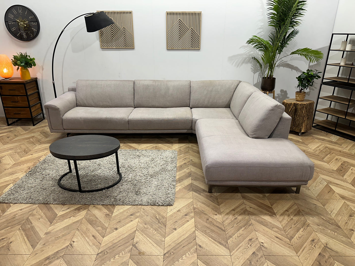 Natuzzi Ruime Licht Grijze Hoekbank ~ Vaste Kussens