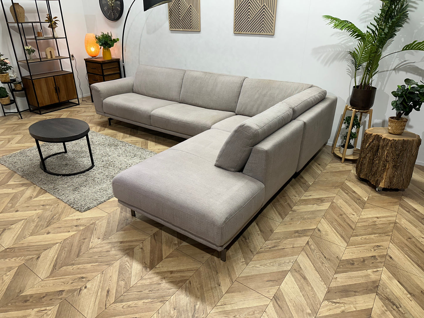 Natuzzi Ruime Licht Grijze Hoekbank ~ Vaste Kussens