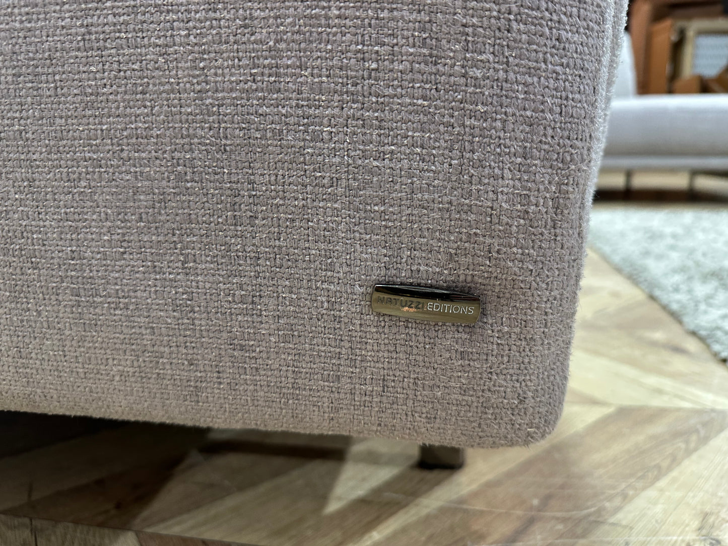 Natuzzi Ruime Licht Grijze Hoekbank ~ Vaste Kussens