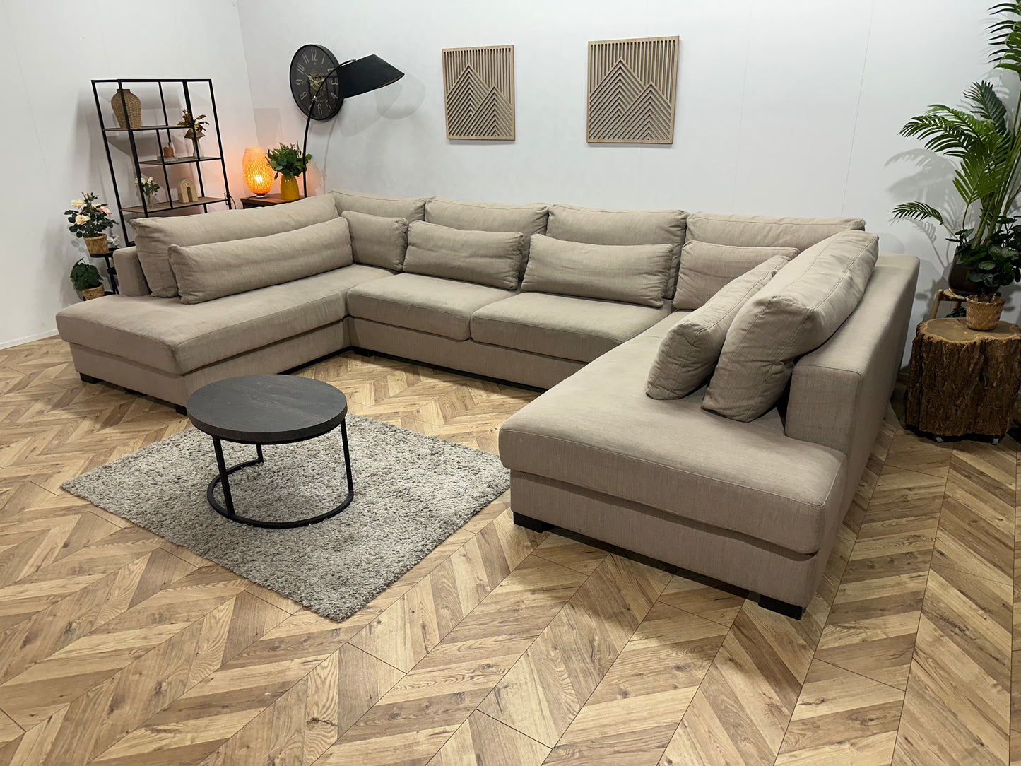 Ruime Beige U Bank ~ Losse Kussens Met Afneembare Hoezen