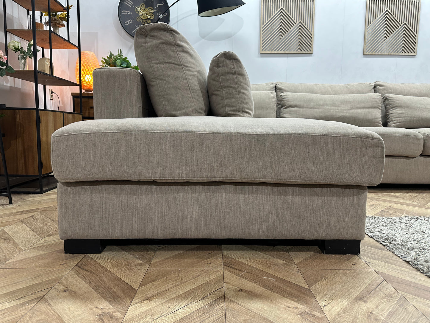 Ruime Beige U Bank ~ Losse Kussens Met Afneembare Hoezen