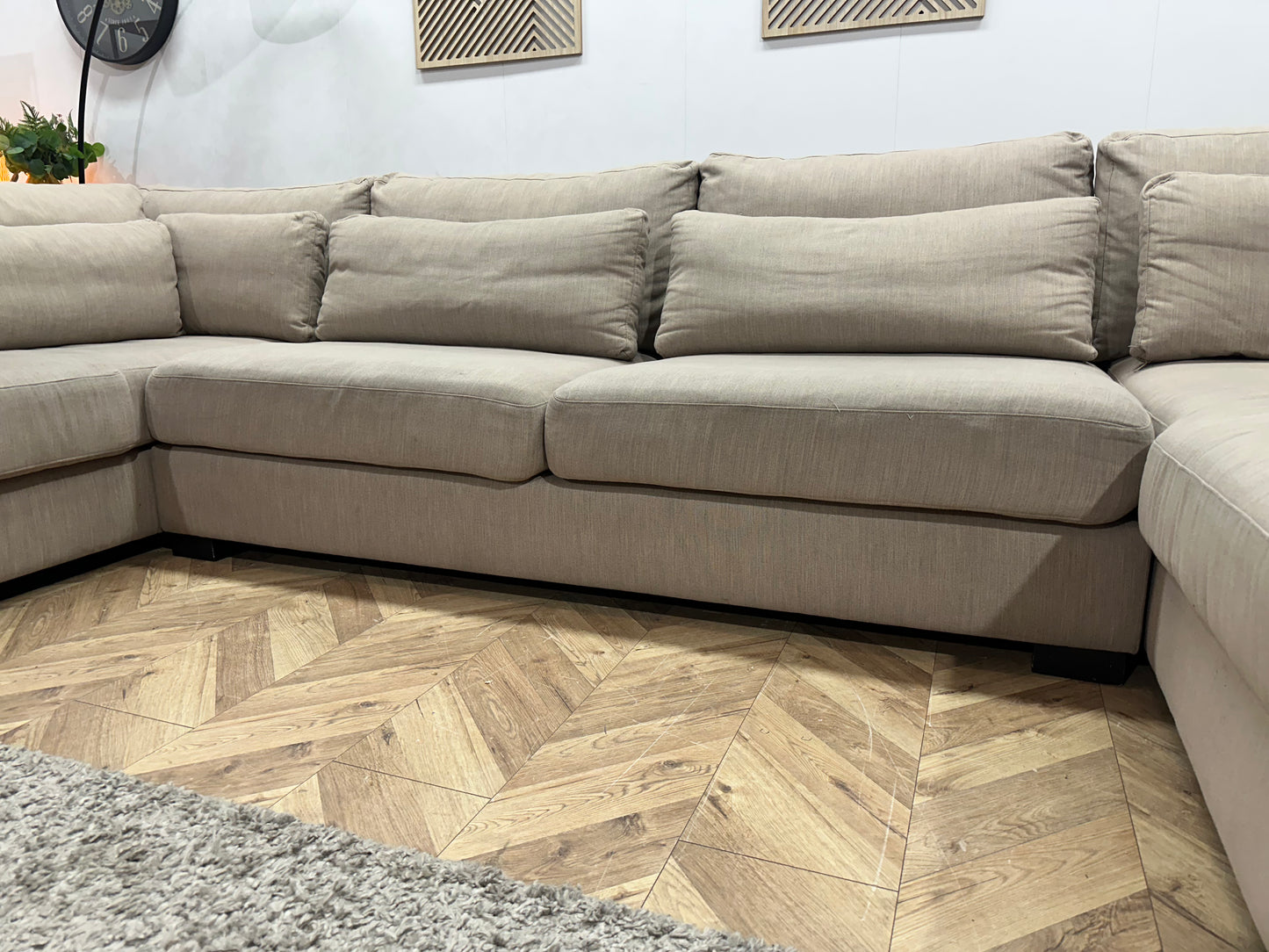 Ruime Beige U Bank ~ Losse Kussens Met Afneembare Hoezen