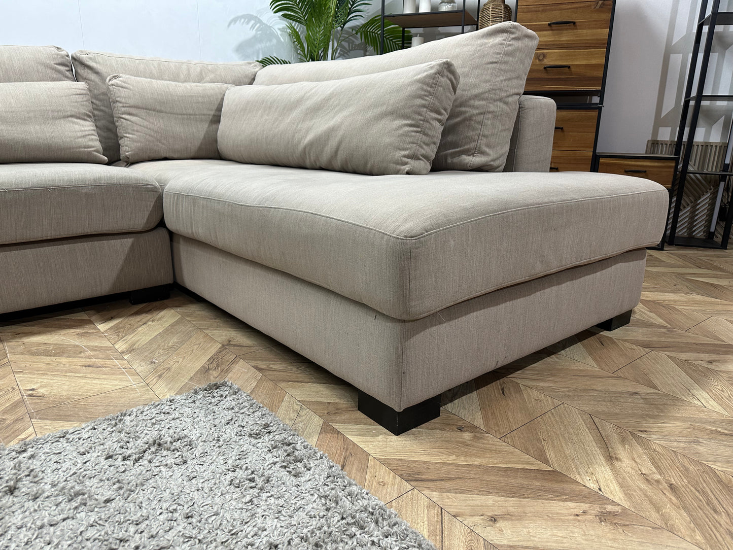 Ruime Beige U Bank ~ Losse Kussens Met Afneembare Hoezen