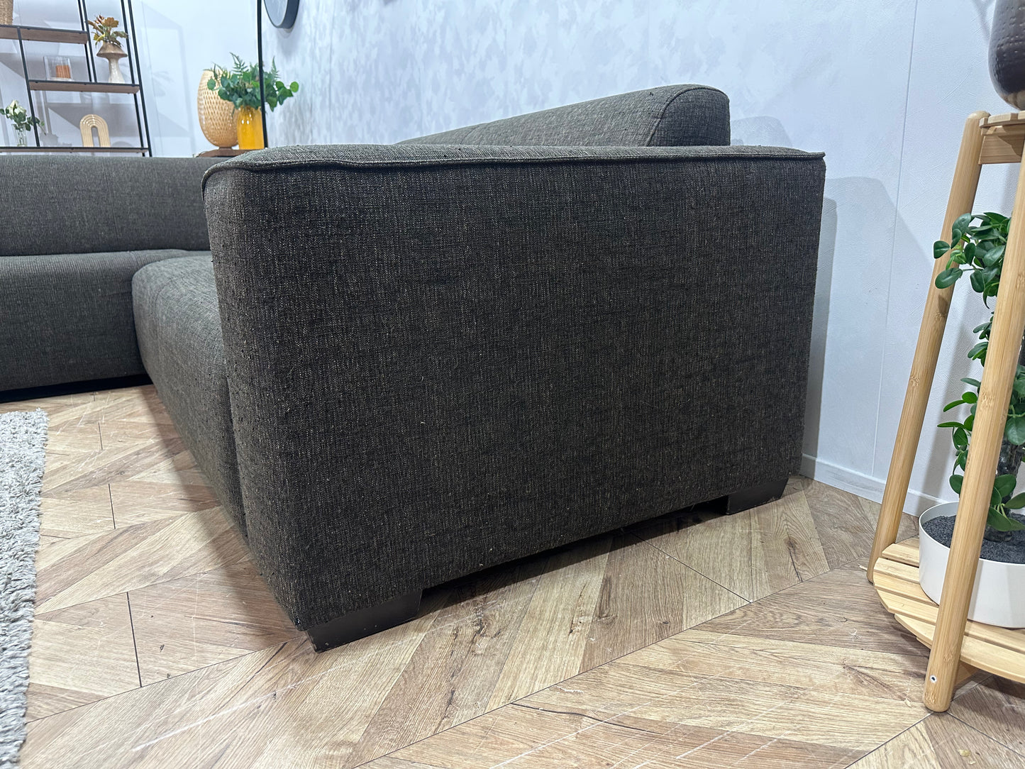 Bruine Hoekbank Inc. Hocker ~ Vaste Kussens