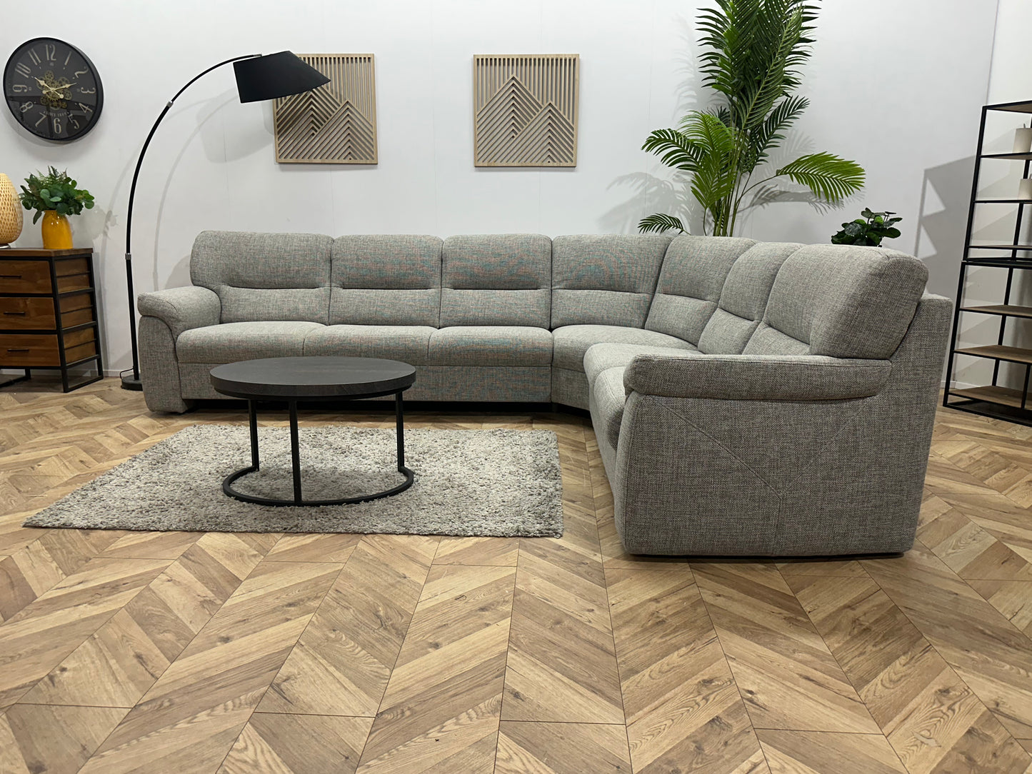 Licht Grijze Hoekbank ~ Vaste Kussens