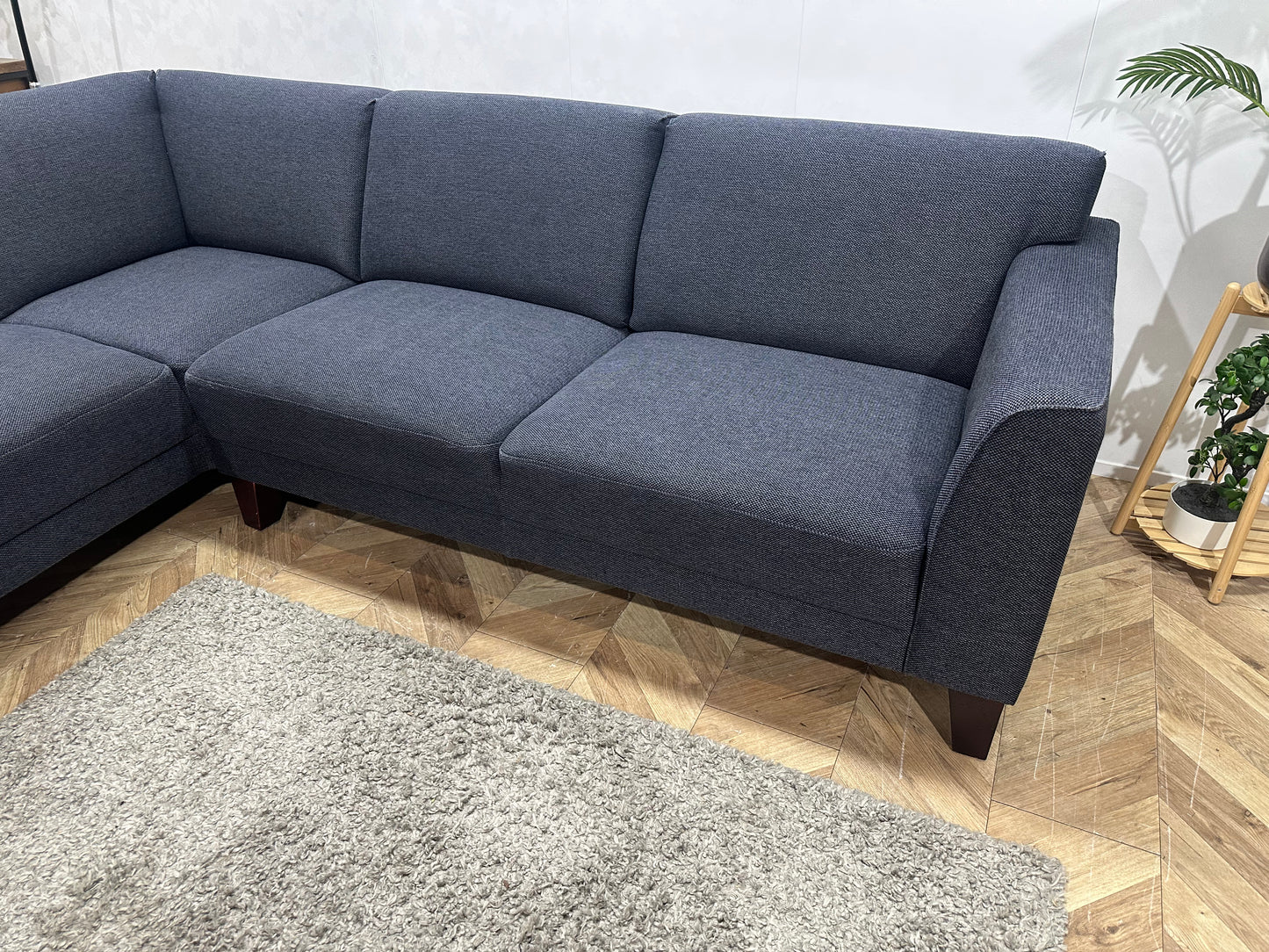 Montèl Donker Blauwe Hoekbank ~ Vaste Kussens