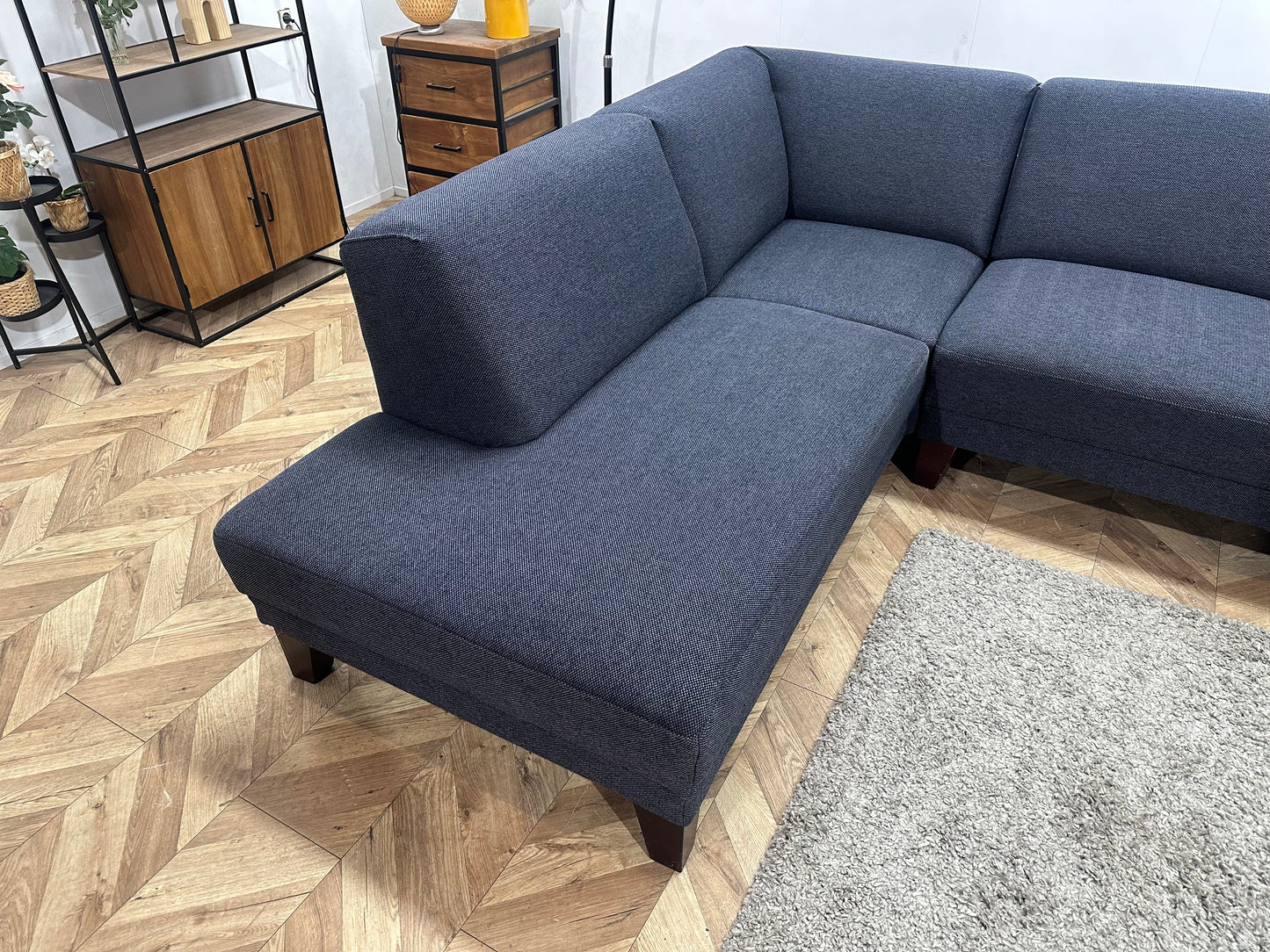 Montèl Donker Blauwe Hoekbank ~ Vaste Kussens