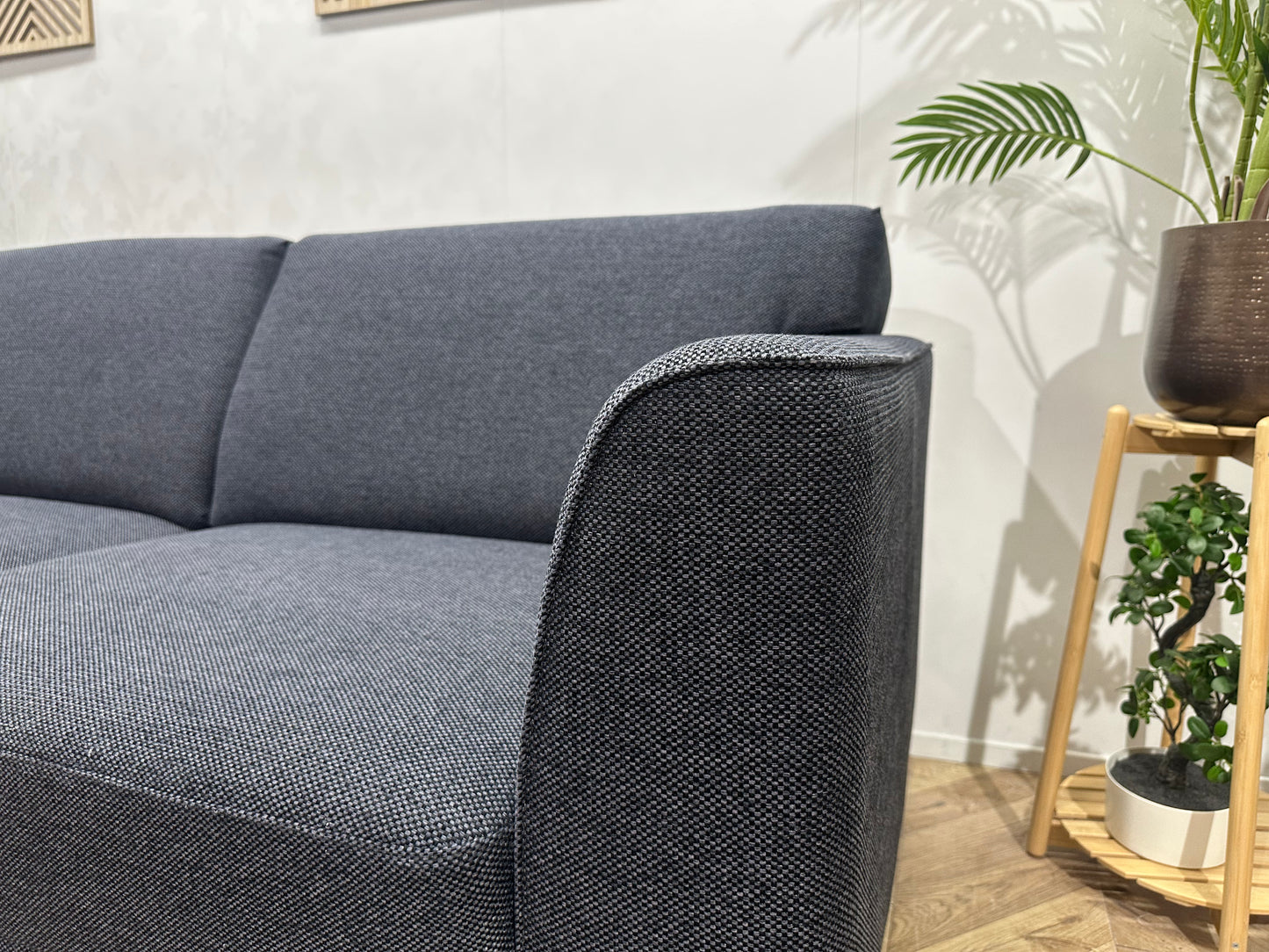 Montèl Donker Blauwe Hoekbank ~ Vaste Kussens