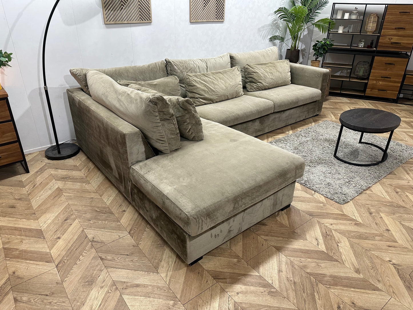 Beige Velvet Hoekbank ~ Losse Kussens Met Afneembare Hoezen