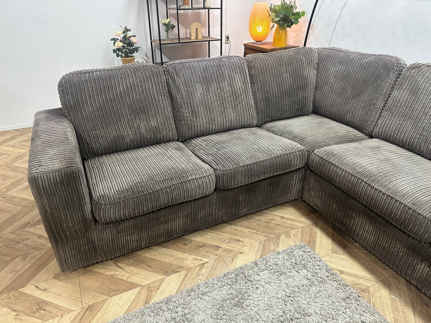 Grijze Ribstof Hoekbank ~ Losse Kussens Met Afneembare Hoezen