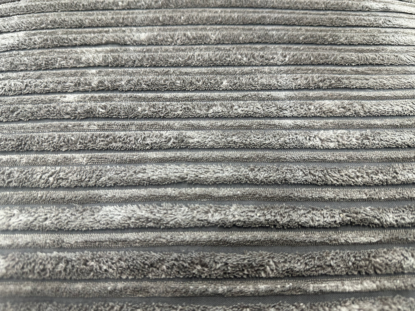 Grijze Ribstof Hoekbank ~ Losse Kussens Met Afneembare Hoezen