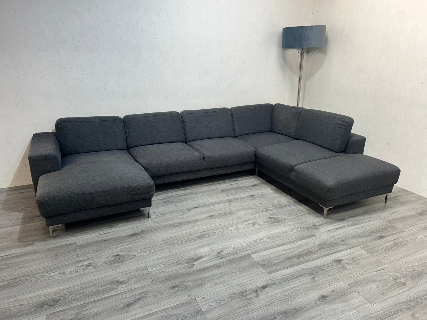 Montél Grijze Design U Bank ~ Losse Rugkussens Met Afneembare Hoezen