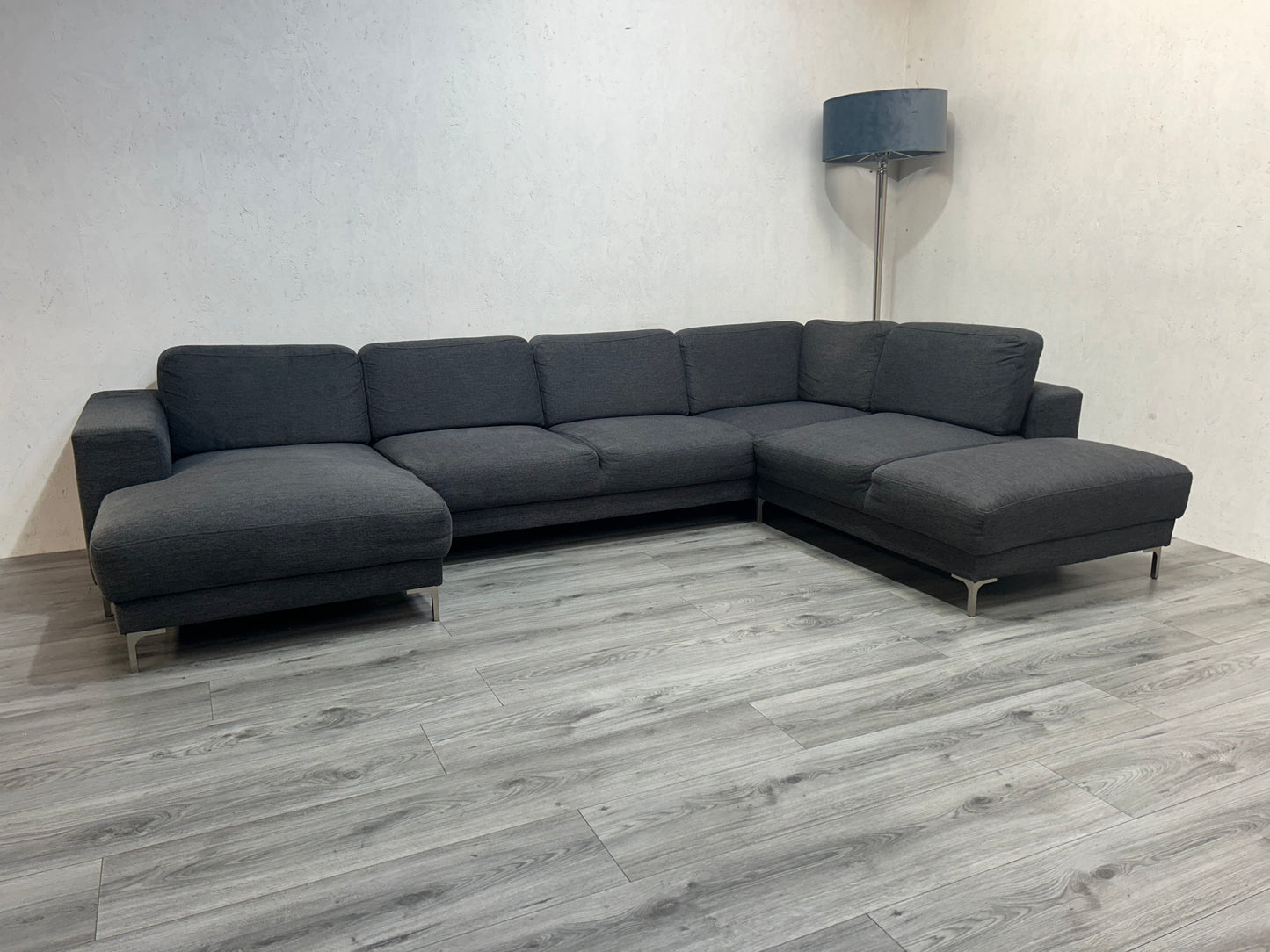 Montél Grijze Design U Bank ~ Losse Rugkussens Met Afneembare Hoezen