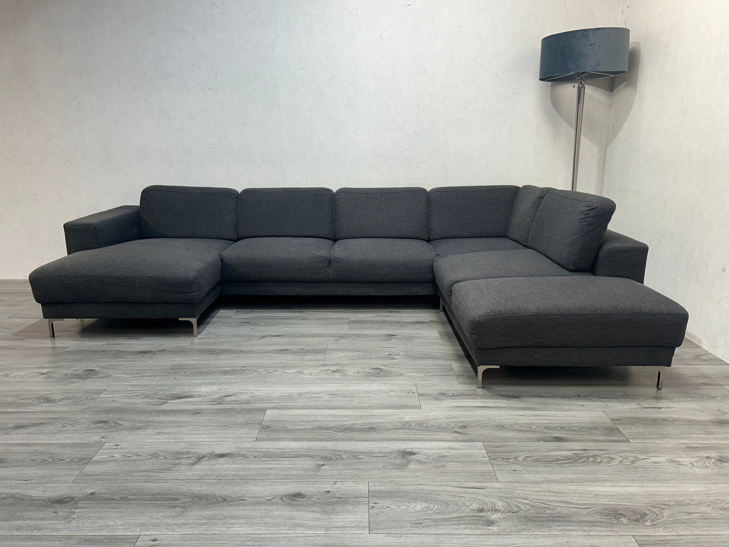 Montél Grijze Design U Bank ~ Losse Rugkussens Met Afneembare Hoezen