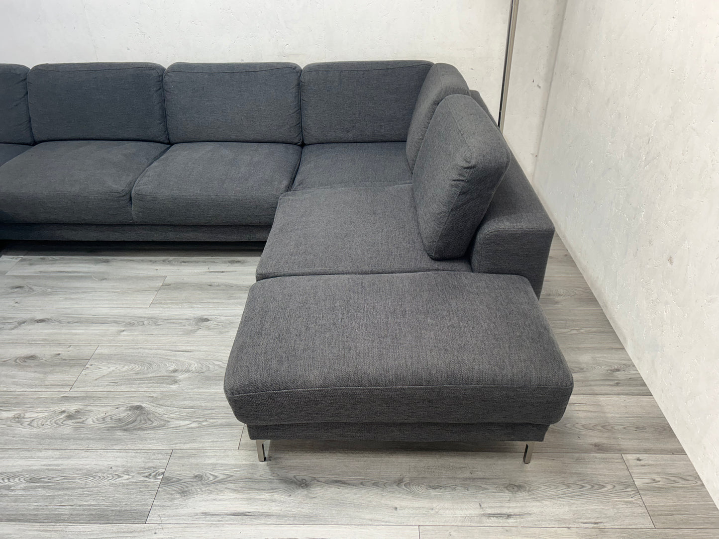 Montél Grijze Design U Bank ~ Losse Rugkussens Met Afneembare Hoezen