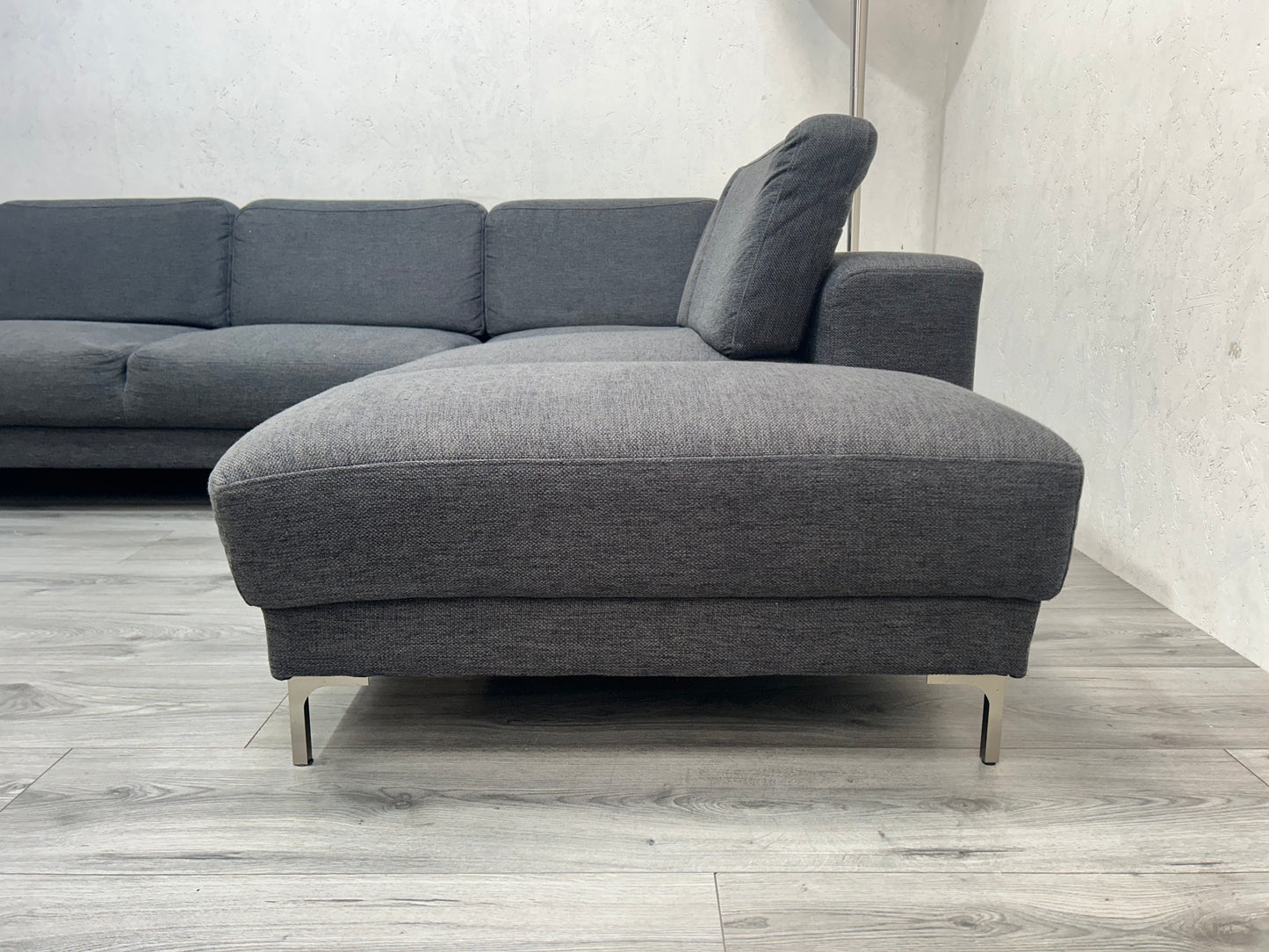 Montél Grijze Design U Bank ~ Losse Rugkussens Met Afneembare Hoezen