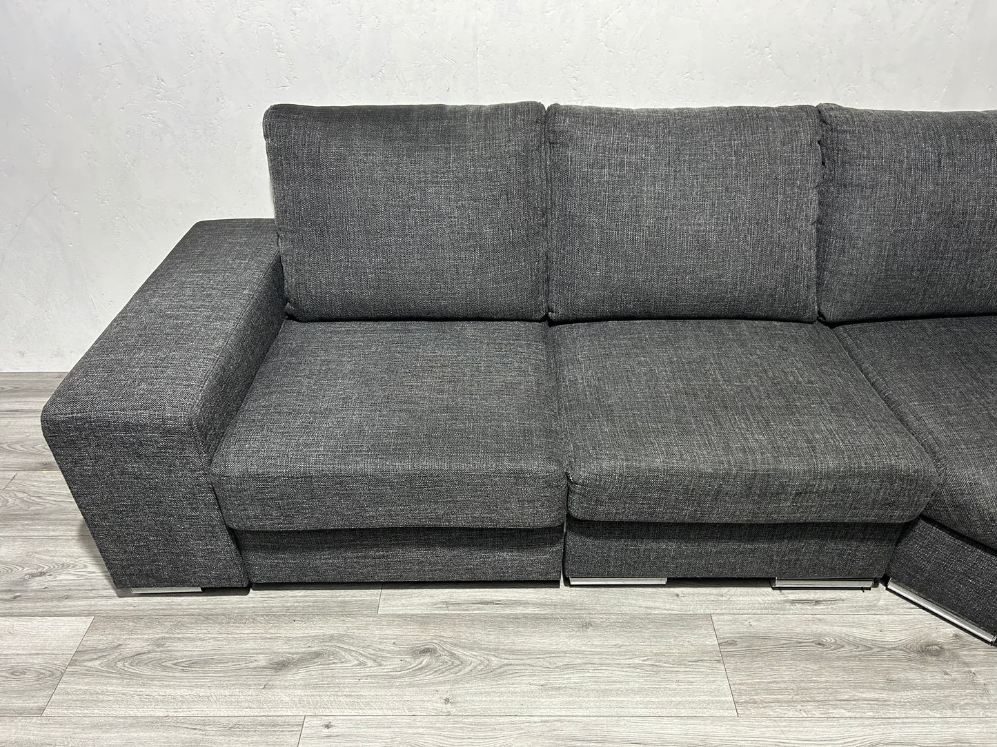 Ruime Grijze U Bank ~ Losse Rugkussens met Afneembare Hoezen
