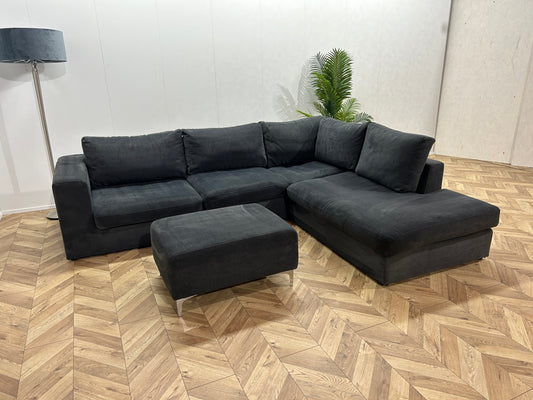 Donker Blauwe / Grijze Suéde Stof Hoekbank Inc. Hocker ~ Losse Kussens Met Afneembare Hoezen