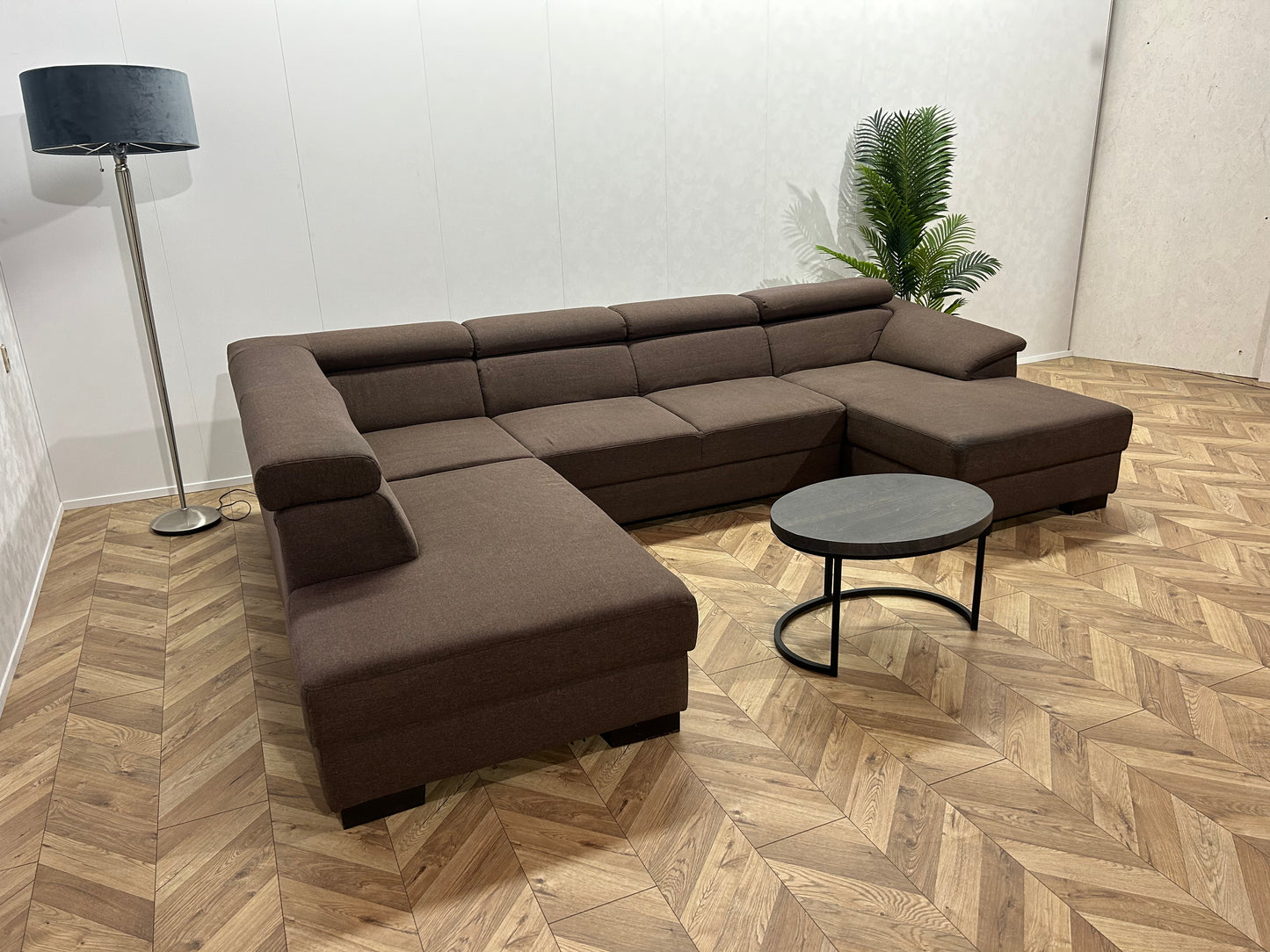 Bruine U Bank ~ Vaste Kussens