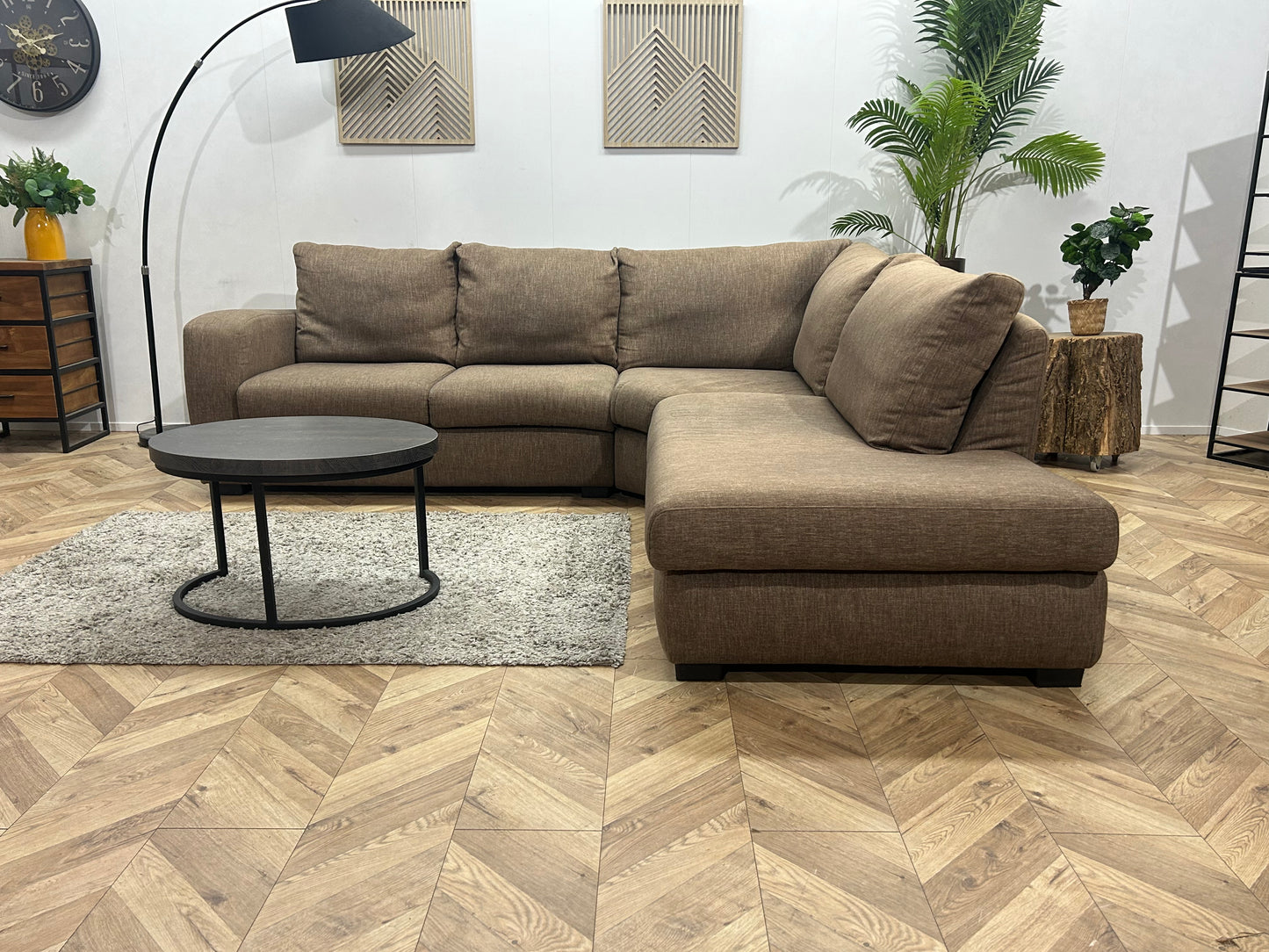 Licht Bruine Hoekbank ~ Losse Rugkussens Met Afneembare Hoezen