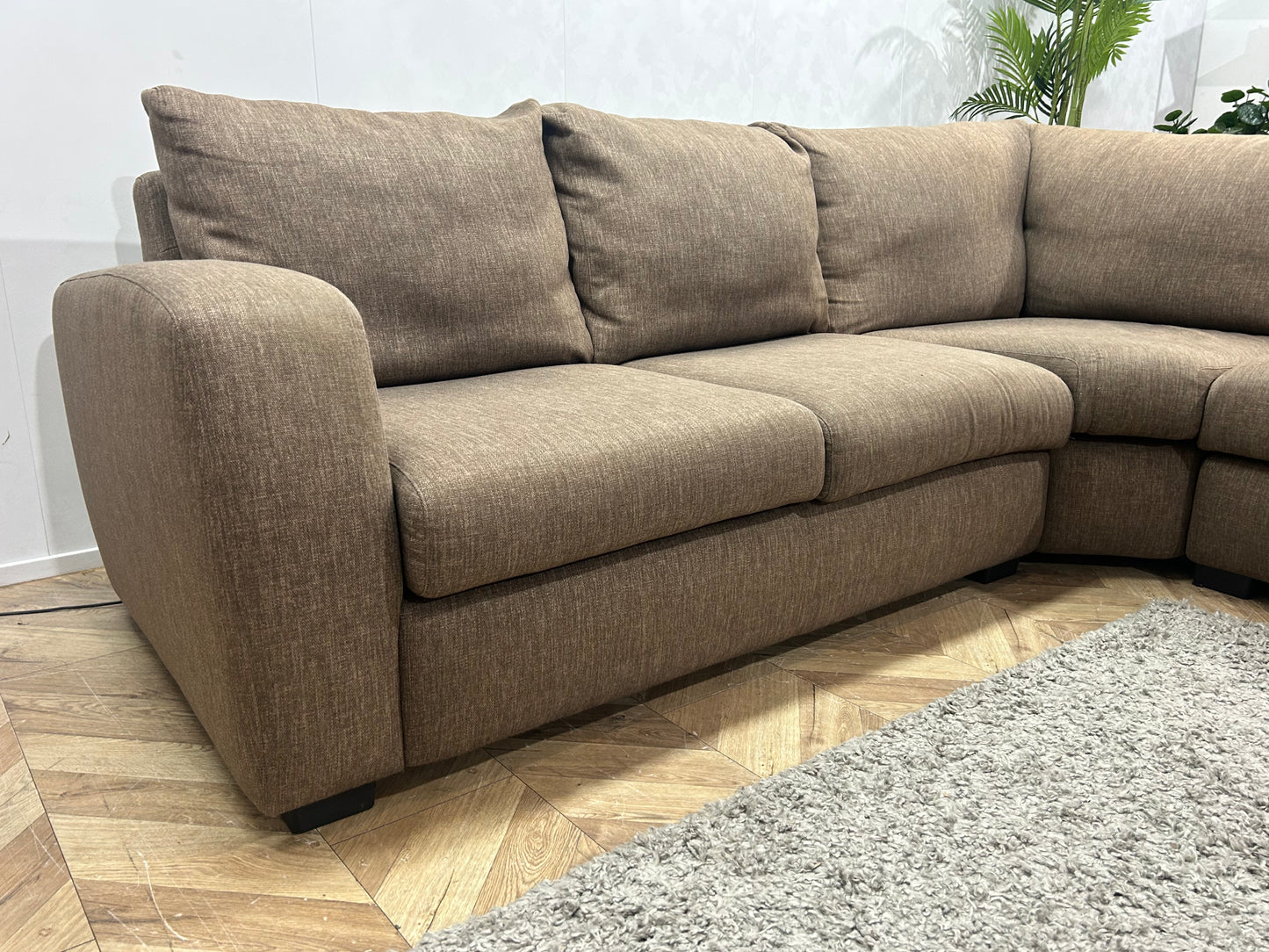 Licht Bruine Hoekbank ~ Losse Rugkussens Met Afneembare Hoezen