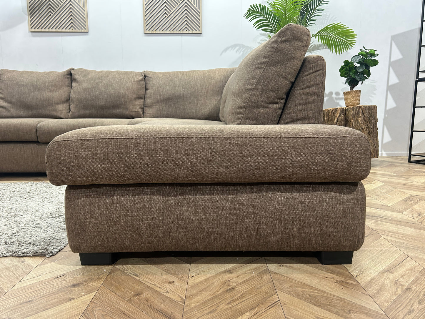 Licht Bruine Hoekbank ~ Losse Rugkussens Met Afneembare Hoezen