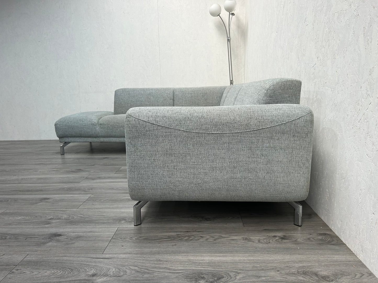 Licht Grijze Hoekbank ~ Vaste Kussens - Banken Bazaar