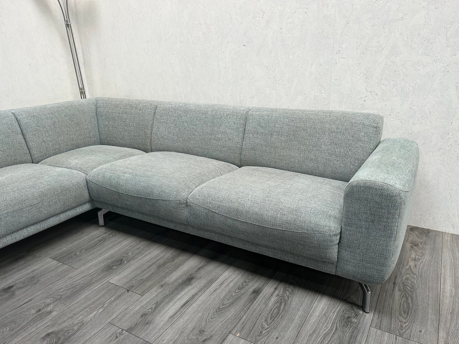 Licht Grijze Hoekbank ~ Vaste Kussens - Banken Bazaar